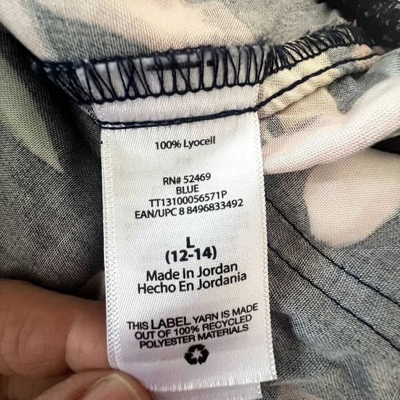Time & Tru Navy Floral Print NWOT Paperbag Tencel Shorts Size Large (12-14) - Picture 9 of 11